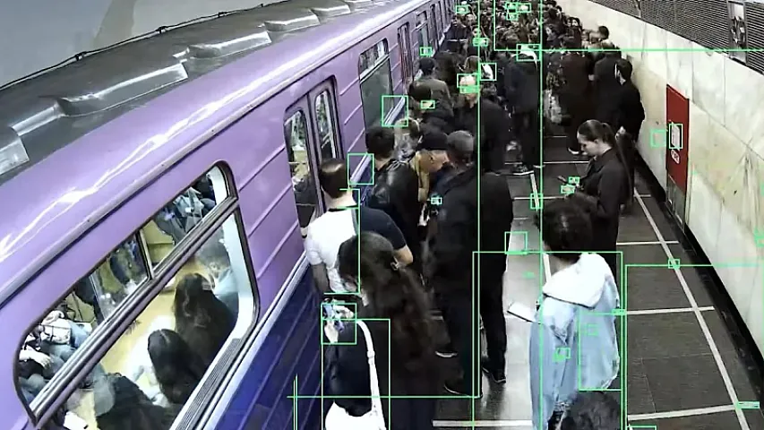  Metroda yenilik! Sərnişinlərə artıq süni intellektlə nəzarət olunur