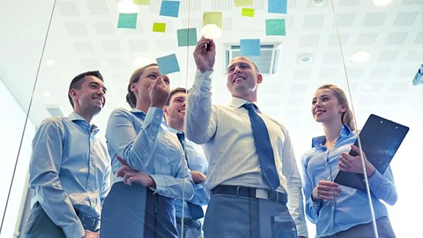 Yeni biznes yaratdığımız zaman bazara hansı qiymətlərlə daxil olmalıyıq?