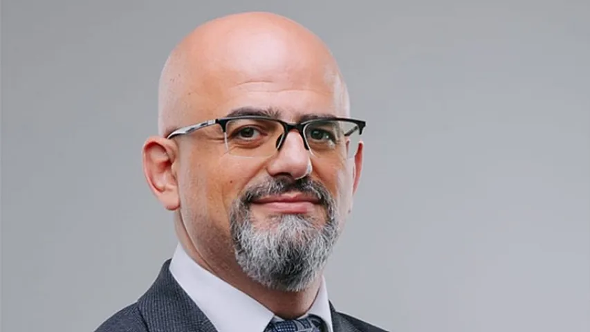 İşçinin xəbəri olmadan əmək müqaviləsinin müddəti dəyişdirilə bilər?