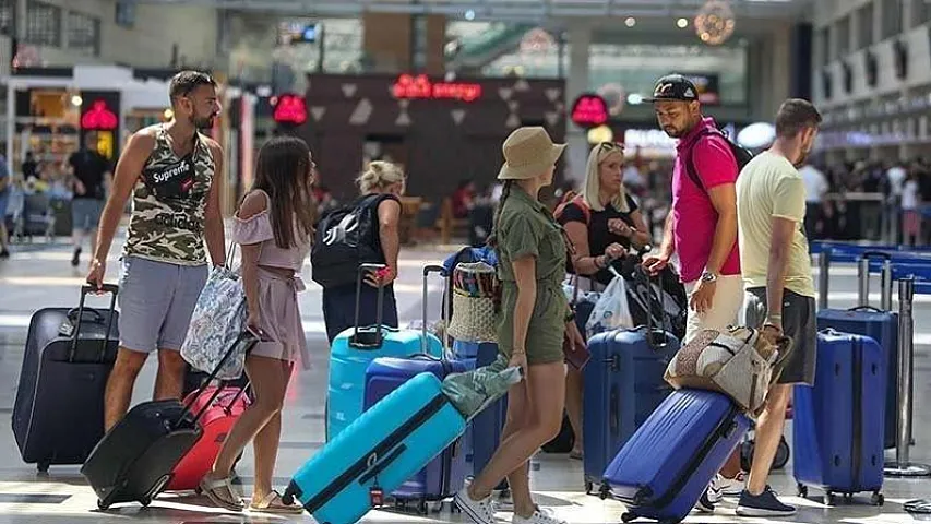 Azərbaycanlılar milyonlarını ən çox harda xərcləyir?