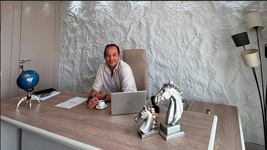 &quot;Bütün dünyada olan françayzlıq Azərbaycana gələndə forma dəyişdirir&quot;