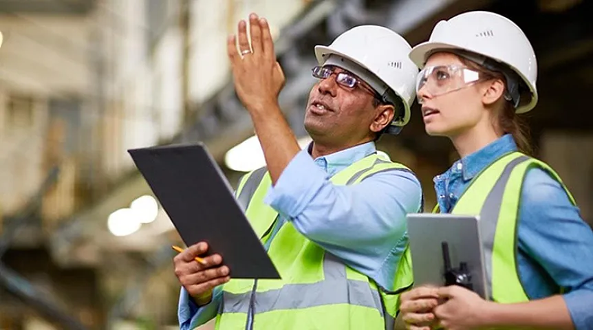 Xaricdə inşaat mühəndisi olmaq yüksək maaş və karyera deməkdir?