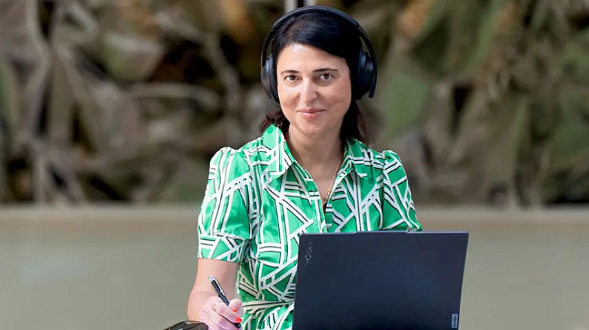 Məqsədyönlü qadınlar rəhbər vəzifələrə yaxın buraxılmırlar - Səbəblər