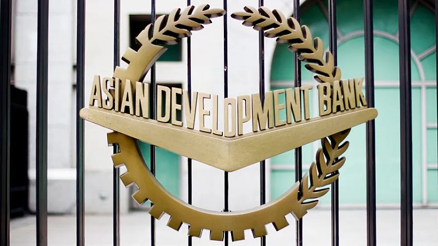 ADB Azərbaycandakı inflyasiyanın sürətlənməsinin səbəblərini açıqlayıb