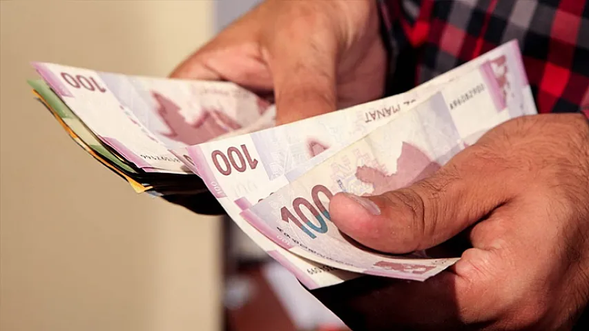 Prezident təqaüdü alanların sayı açıqlandı