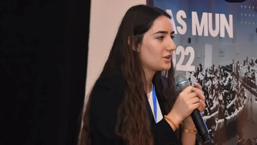 Azərbaycanlı şagird ABŞ-ın 10 nüfuzlu universitetinə qəbul olunub<span style="color: #ff0000;"> (FOTO)</span>