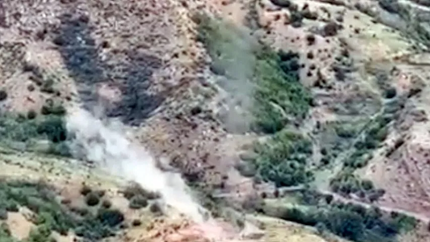 MN: "Ermənistan ordusunun Xocalı və Qırmızı Bazardakı döyüş vasitələri məhv edilir" (VİDEO)