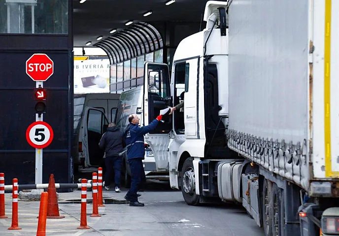 AYNA: “Qeyri-iş günlərində beynəlxalq yük daşımalarının fasiləsizliyi təmin ediləcək”