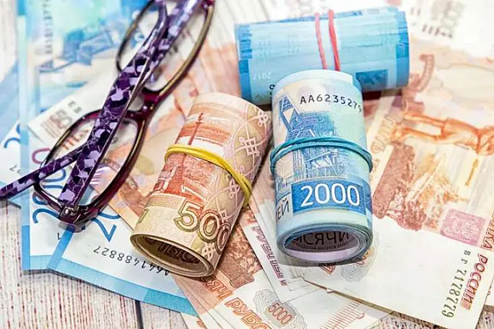 Avro və rubl bahalaşdı - Məzənnə