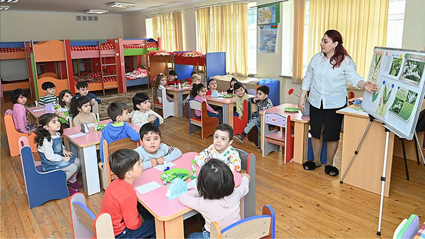 Kollec təhsili olan mütəxəssislərin bağçalarda işləməsinə icazə verilməyəcək