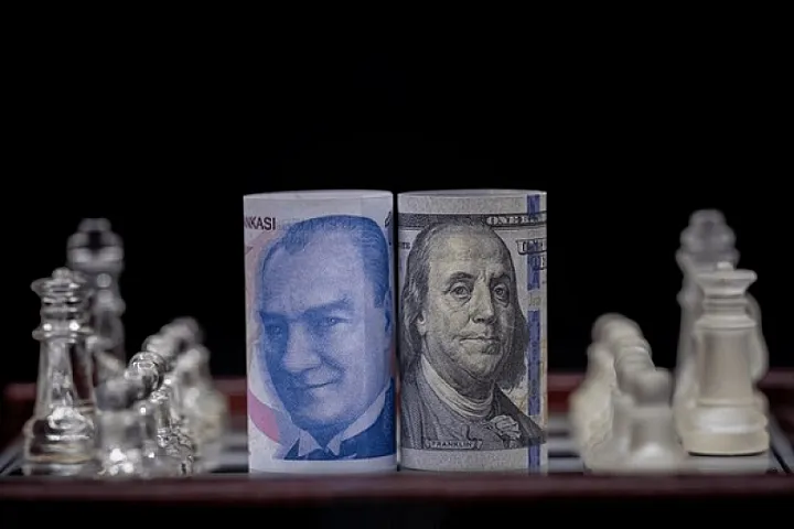 Türk lirəsi yenə bahalaşdı - Məzənnə