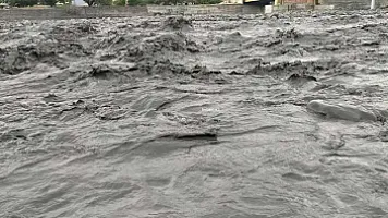 Hava şəraiti ilə bağlı xəbərdarlıq edilib - Çaylarda daşqın olacaq