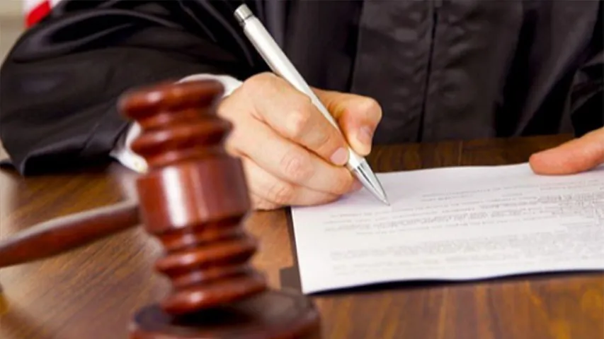 Nazirliyin idarəsi məhkəmə qarşısında