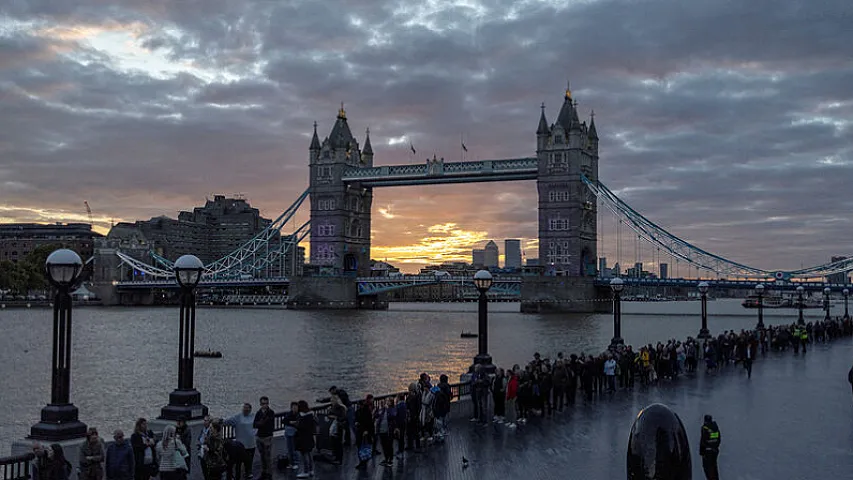 İnflyasiya İngiltərə Bankını məyus edir