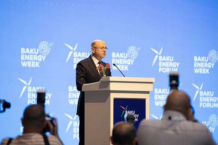 Nazir: Azərbaycan “yaşıl enerji zona”ları və “yaşıl enerji dəhliz”ləri təşəbbüsləri ilə ön plana çıxır