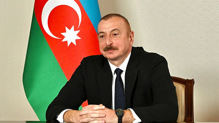 Dövlət qulluqçuları təltif edilib - SƏRƏNCAM