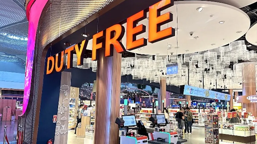 Azərbaycanlı turist Türkiyədə &ldquo;Duty-Free&rdquo;də 13 milyona yaxın alış-veriş edib