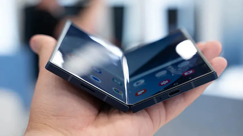 Nazik və təkmilləşdirilmiş yeni "Samsung" modeli yalnız iki ölkədə satılacaq