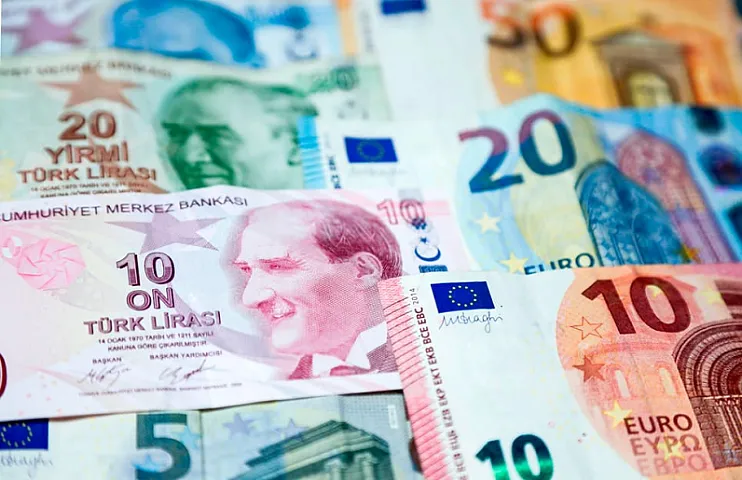 Lirə və avro bahalaşdı - Məzənnə