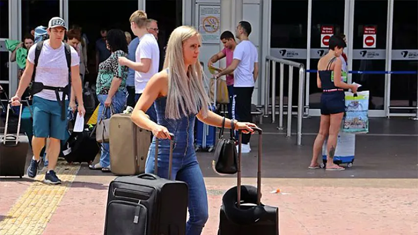 Bu şəhərə 7 ayda 9 milyon turist gəlib - Ən çox ruslardır