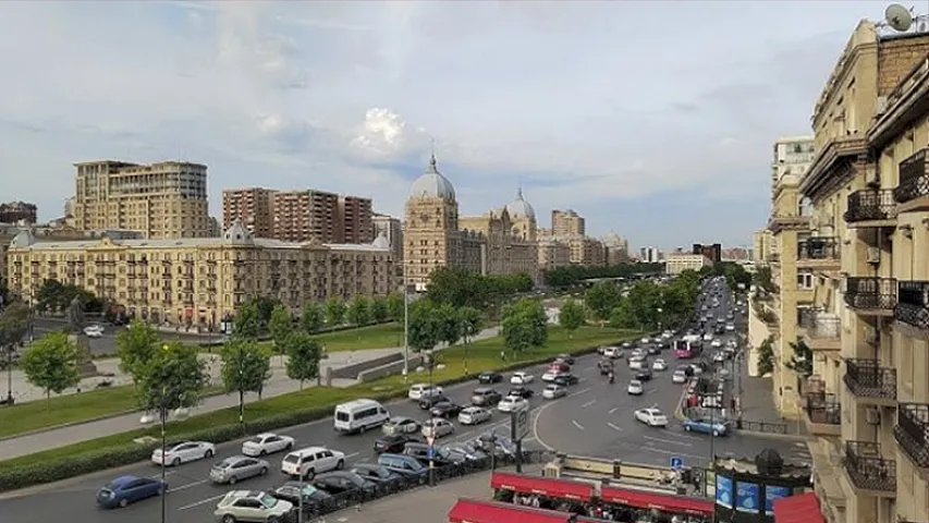 Bakıda mənzillər niyə bahalaşır?