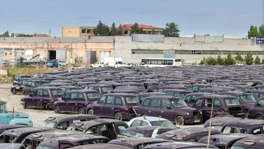 13 il əvvəl 27 milyon dollara alınan &ldquo;London taksi&rdquo;ləri yenidən xəttə buraxılır? - AÇIQLAMA