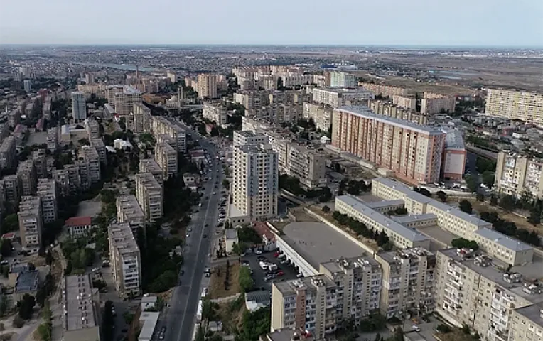 Bakıda qəzalı vəziyyətdə olan 1100 bina var