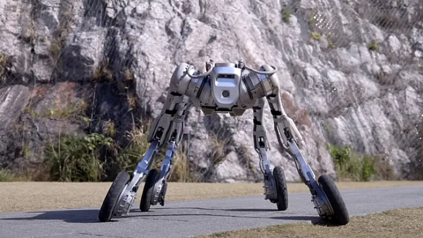 Çində breyk-dans edə bilən robot təqdim olundu, qiyməti açıqlandı (VİDEO)