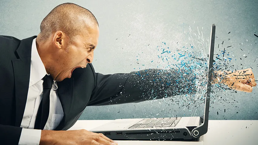 Top-menecer işçiləri həftədə 90 saat işləməyə çağırdı: &quot;Evdə oturub nə edirsiniz?&quot;