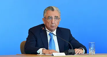 Eldar Əzizov: "Bakının Baş planı əsasında köhnə tikililərin söküntüsü davam edir"