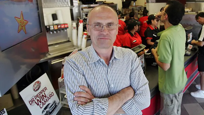 Tramp "fast food" restoranlarının baş direktorunu səfir təyin etdi