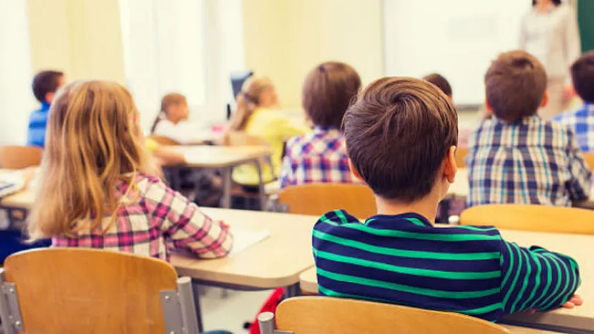 "Məktəblər də dəyişkən iş qrafikinə keçiriləcək"