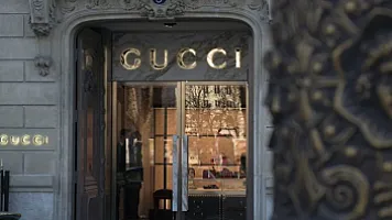 "Gucci"nin çətin günləri - De Sarnonun istefası