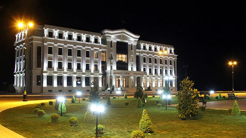 İcra hakimiyyətinin &ldquo;bir sıra işlər&rdquo;lə bağlı yarım milyonluq tenderi ləğv edildi