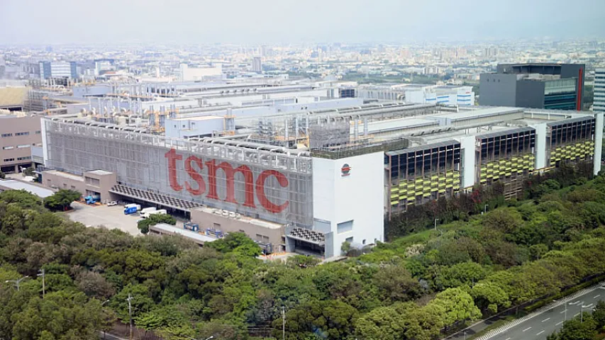 "TSMC" ABŞ-də çip zavodlarına 100 mlrd. dollarlıq investisiya yatıracaq - <span style="color:#008000">"Bloomberg"</span>