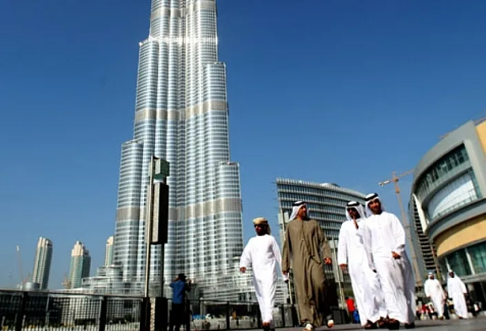 Dubayda &quot;Burj Xəlifə&quot;nin zirvəsində 51 milyon dollarlıq satış