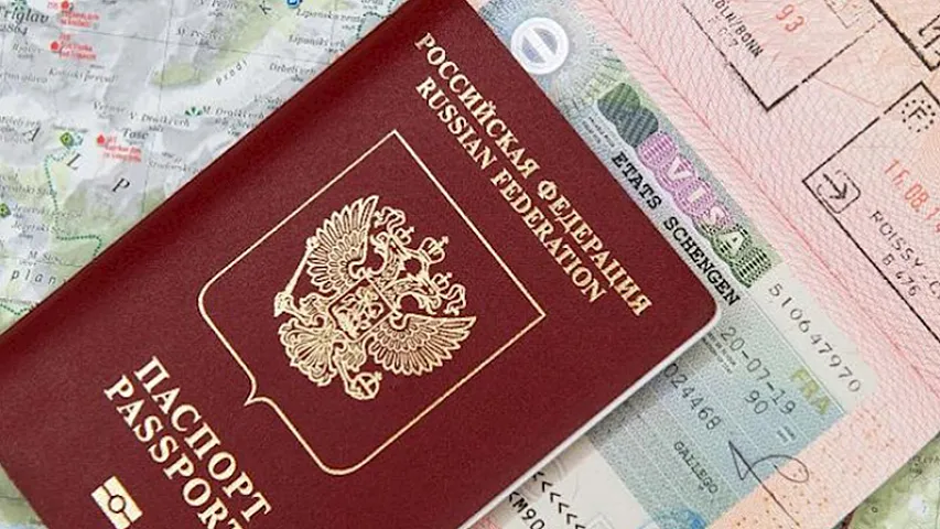 Ötən il Rusiya vətəndaşlığını alan əcnəbilərin sayı rekord səviyyədə düşdü
