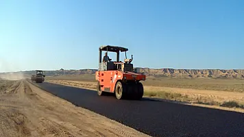 Gədəbəydə 300 minlik &ldquo;asfalt təmiri&rdquo;