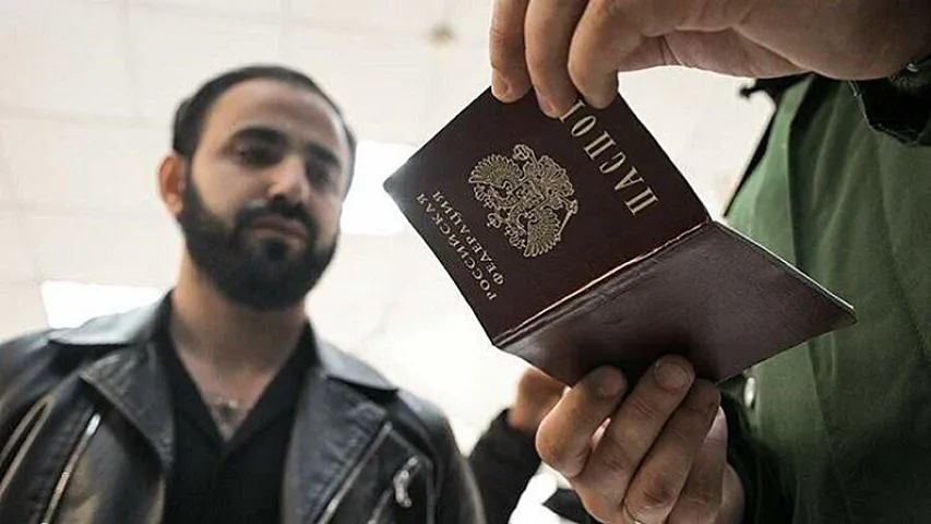 Putin miqrantlarla bağlı sərəncam verdi - Azərbaycanlıların durumu necədir?