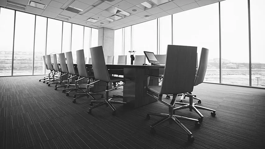 Milyonlarla vergi borcu olan şirkətlər bağlandı