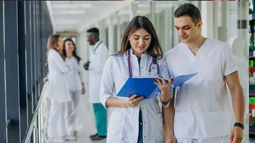 Bəzi tibb ixtisaslarına maraq azdır - Səbəb nədir?