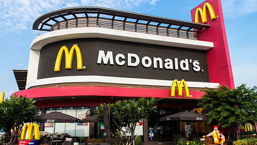 "McDonald's" restoranlarına maraq azalır - Şirkət müştəri itirir
