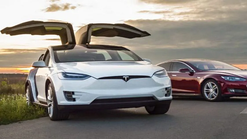 "Tesla" 10 min işçisini ixtisar edəcək