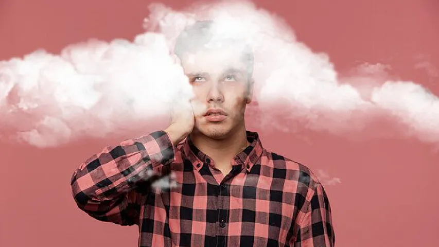 Zehni bulanıqlıq, unutqanlıq, diqqət çatışmazlığı - &ldquo;Beyin dumanı&rdquo; nədir və necə azaldılır?