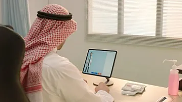 Dünyada İLK: Süni intellekt həkimdən ibarət klinika yaradıldı - FOTO