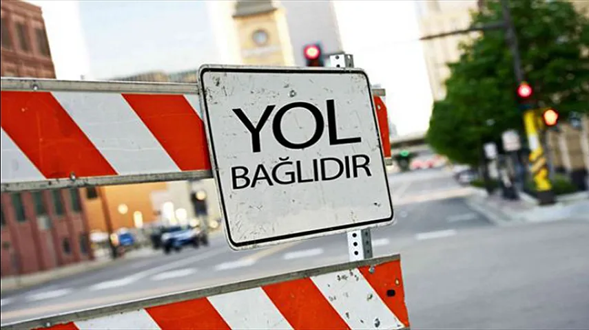 Bakının daha bir küçəsi avtomobillərin hərəkəti üçün TAM BAĞLANDI