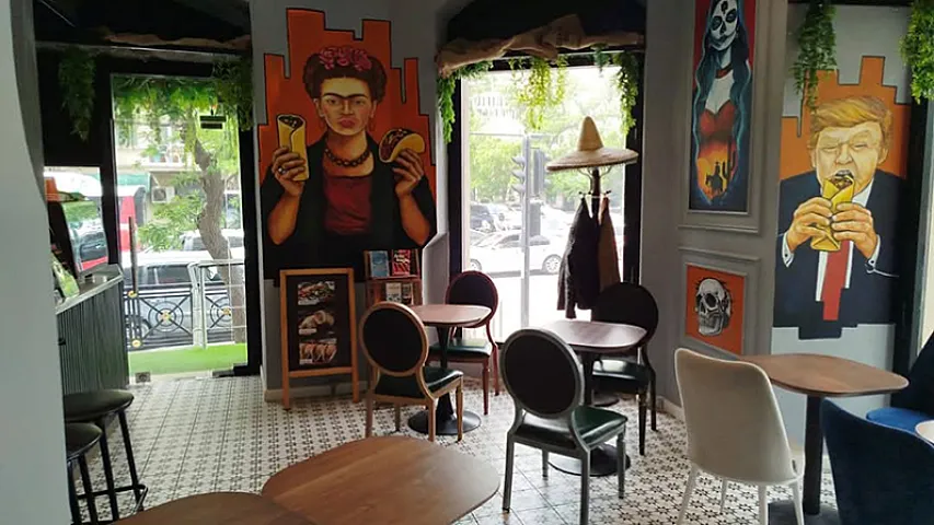 Şəhərin mərkəzində kofeşop satılır - QİYMƏT