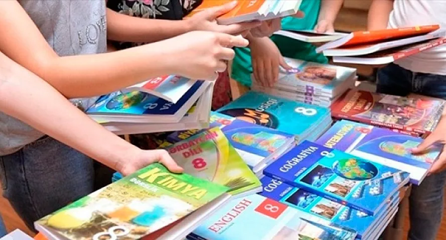 Şagirdlərə yeni kitablar veriləcək - 13 milyon manat ayrıldı