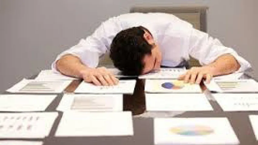 &quot;Türkiyədə ayda 50 paltaryuyan satanı müdir qoyurlar, Azərbaycanda 500 manat alırdı&quot;