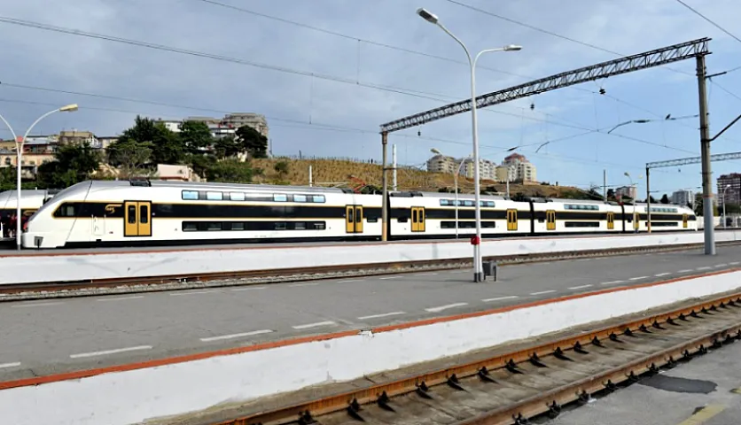 Bakıdan bu rayona sürətli sərnişin qatarı istifadəyə VERİLDİ